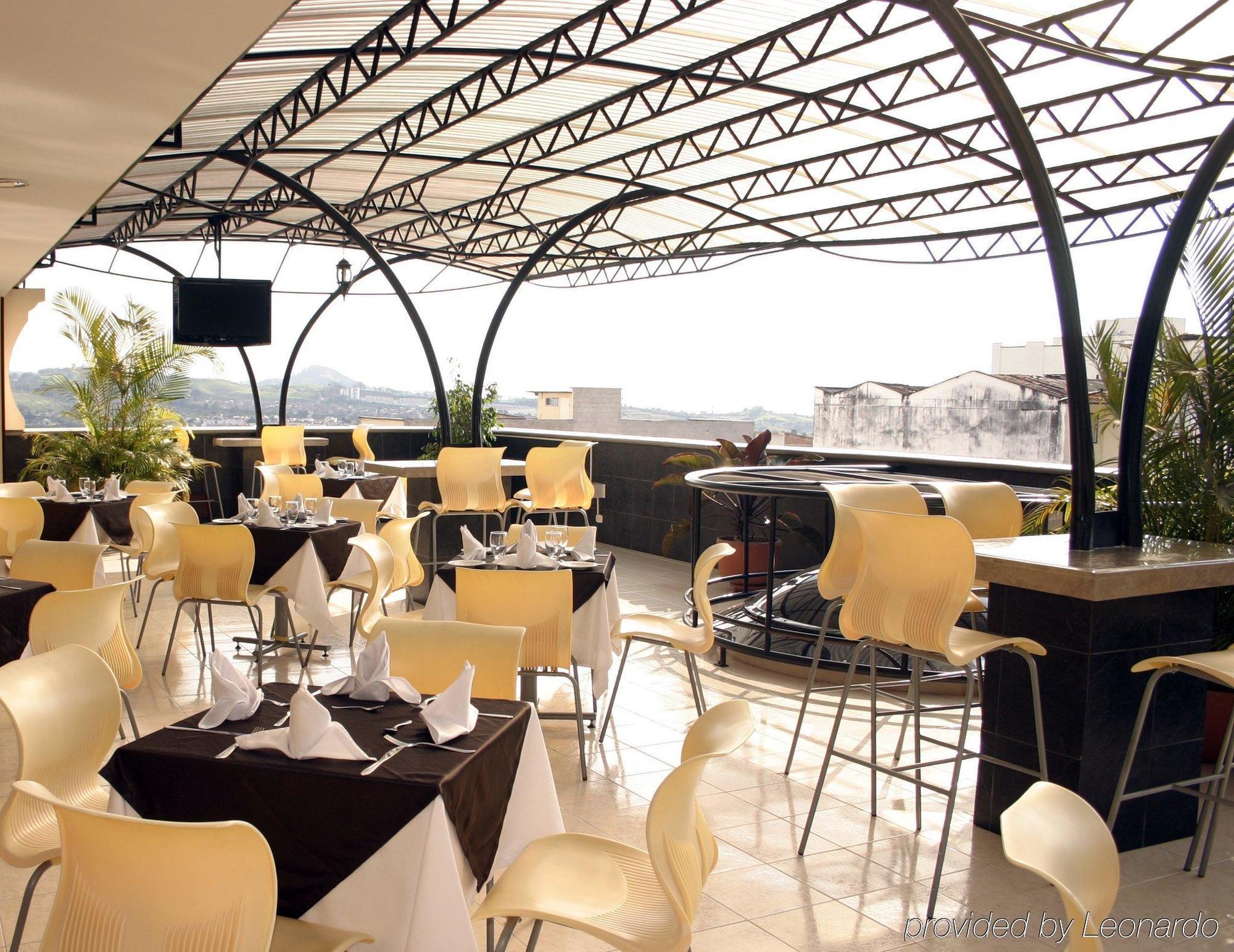 Luxor Plaza Hotel Pereira Exterior photo