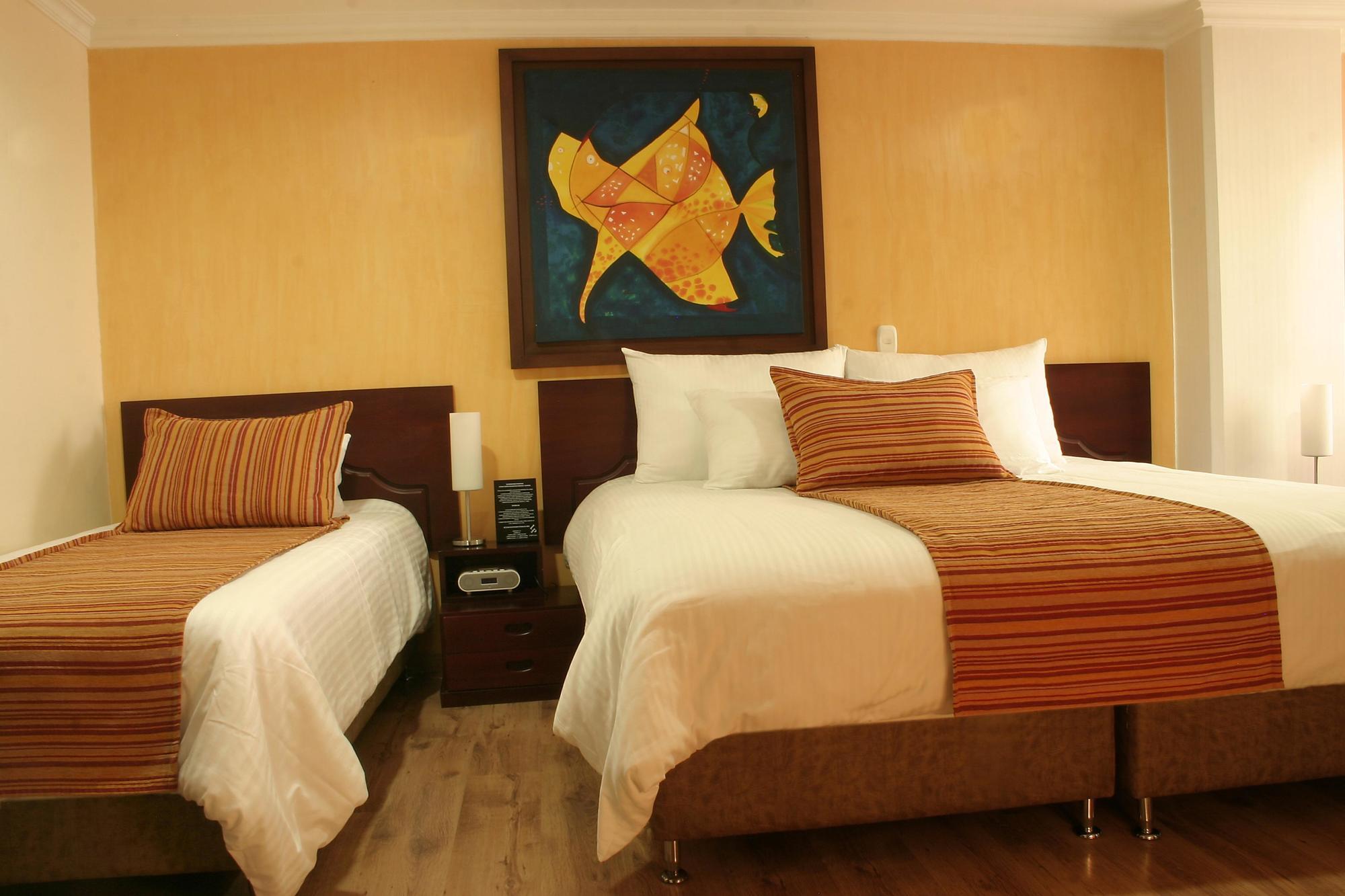 Luxor Plaza Hotel Pereira Exterior photo